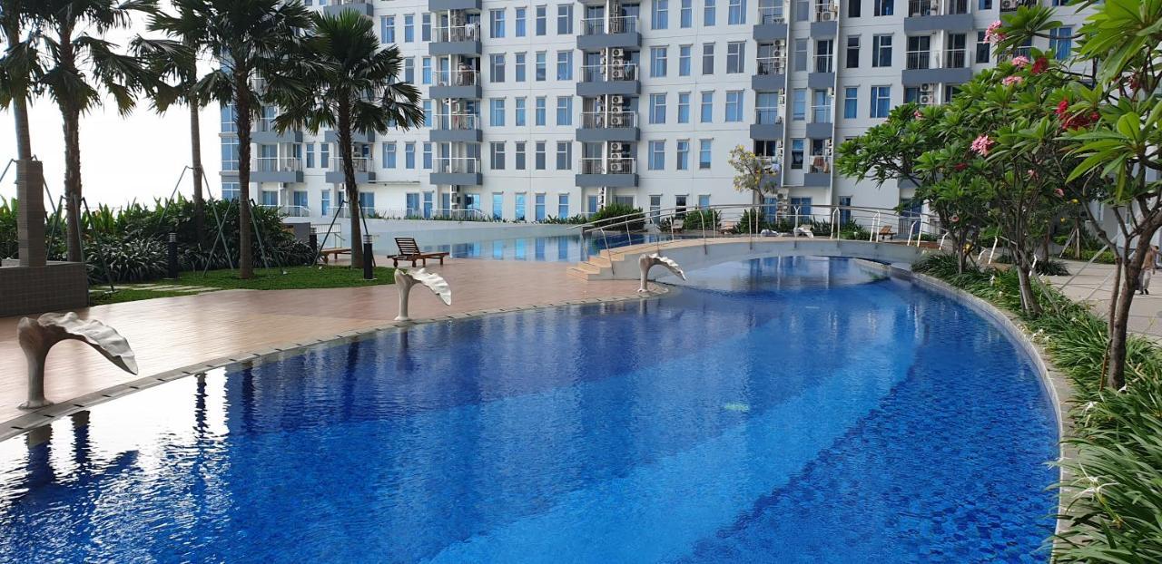 Cosmy Benson Apartment At Supermall Pakuwon สุราบายา ภายนอก รูปภาพ